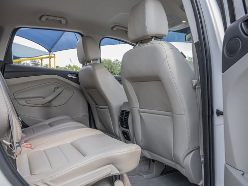 Used 2016 Ford Escape Titanium image 22
