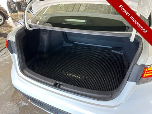 Used 2021 Toyota Corolla XSE image 21