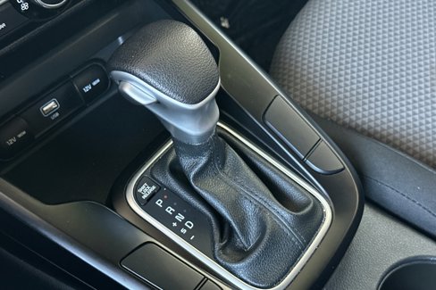 Used 2023 Kia Soul LX w/ LX Technology Package image 21