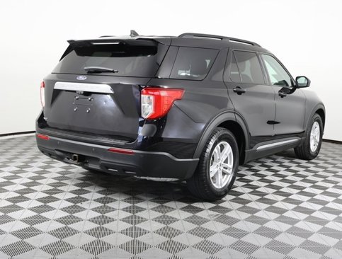 Used 2021 Ford Explorer XLT w/ Class III Trailer Tow Package image 4