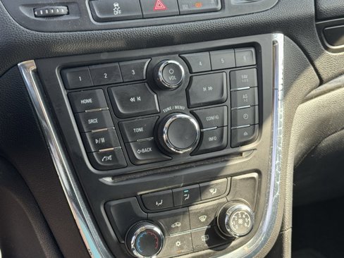 Used 2014 Buick Encore FWD image 19