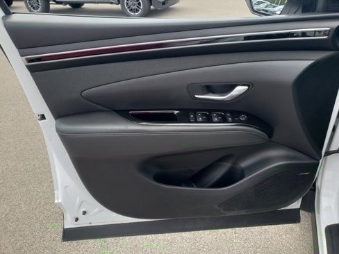 Used 2022 Hyundai Tucson Limited image 10