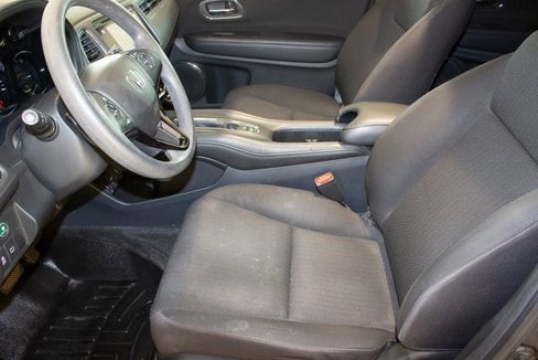 Used 2017 Honda HR-V EX image 18