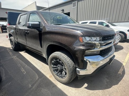 Used 2020 Chevrolet Silverado 1500 LT w/ Convenience Package image 1
