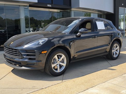 Certified 2021 Porsche Macan image 1