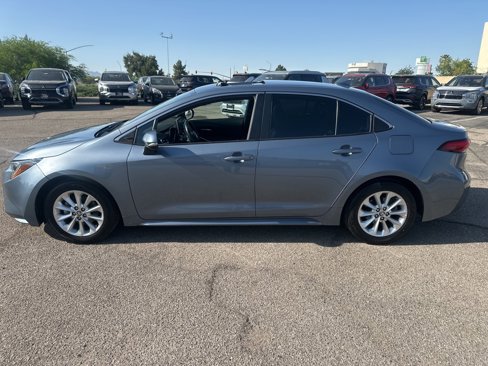 Used 2021 Toyota Corolla XLE w/ Carpet Mat Package (TMS) image 11
