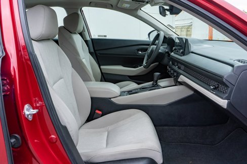 Certified 2023 Honda Accord EX image 19