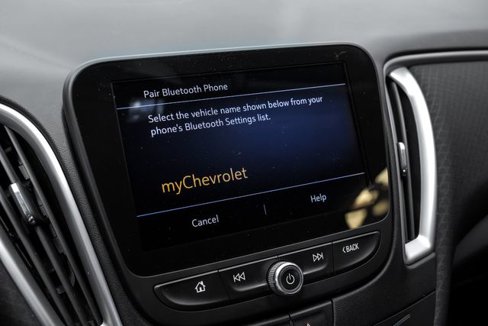 Used 2021 Chevrolet Malibu RS image 38