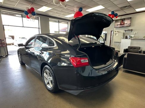 Used 2019 Chevrolet Malibu LS w/ LPO, Convenience Package 1 image 16