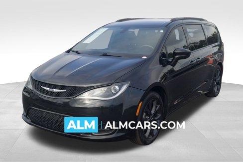 Used 2018 Chrysler Pacifica Touring-L w/ Premium Audio Group image 1