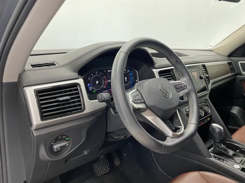 Used 2022 Volkswagen Atlas SE image 34