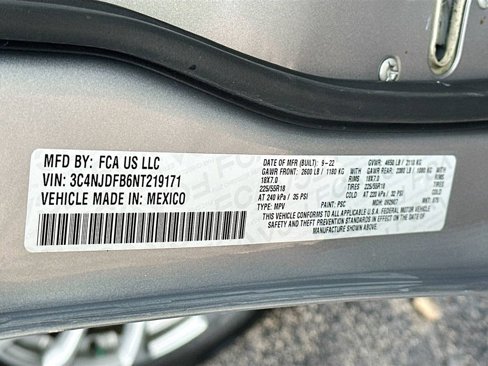 Used 2022 Jeep Compass Latitude image 36