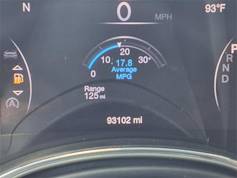 Used 2018 Jeep Grand Cherokee Altitude image 25