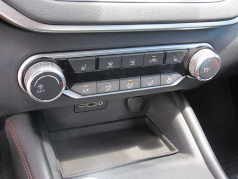 Used 2020 Nissan Altima 2.5 SR image 12