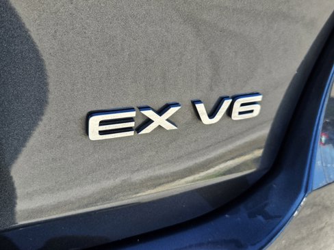 Used 2020 Kia Sorento EX image 22
