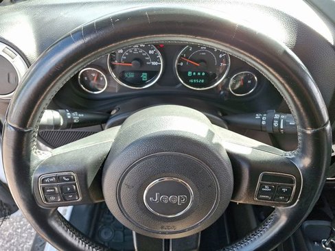 Used 2014 Jeep Wrangler Unlimited Sahara w/ Dual Top Group image 19