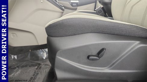 Used 2016 Ford Transit Connect XLT image 17