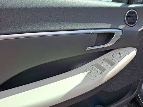 Certified 2022 Hyundai Sonata Blue image 16