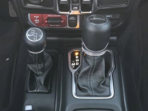 Used 2024 Jeep Gladiator Sport image 19