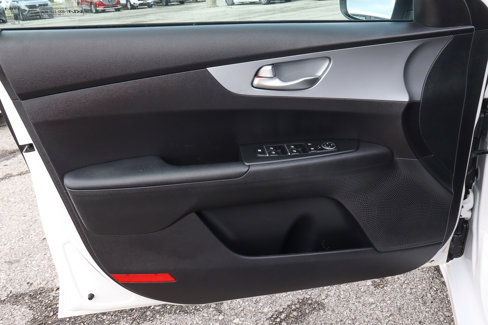 Used 2023 Kia Forte LXS image 13