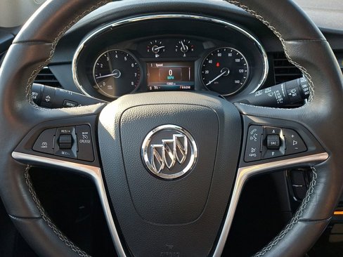 Certified 2020 Buick Encore Preferred w/ Safety Package image 18