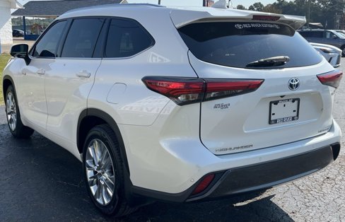 Used 2021 Toyota Highlander Limited image 6