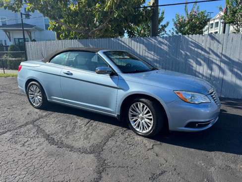 Used 2012 Chrysler 200 Limited image 2