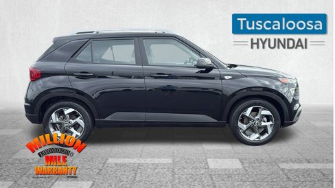 Used 2022 Hyundai Venue SEL w/ Cargo Package image 10