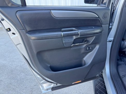 Used 2014 Nissan Armada SV w/ SV Driver Package image 37