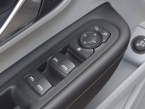 Used 2018 GMC Terrain SLT w/ Preferred Package image 22