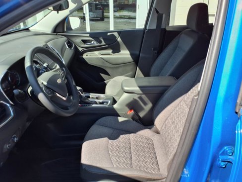 Used 2024 Chevrolet Equinox LT w/ LPO, Floor Liner Package image 9