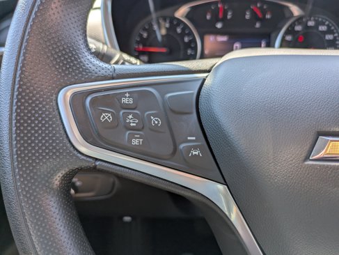 Used 2023 Chevrolet Equinox LT image 18