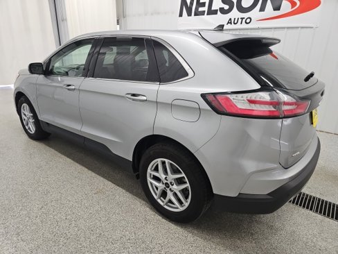 Used 2023 Ford Edge SEL image 8