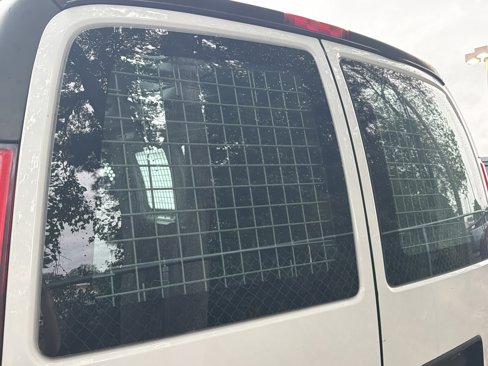 Used 2018 Chevrolet Express 2500 w/ Driver Convenience Package image 14