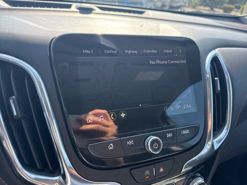 Used 2023 Chevrolet Equinox Premier image 21