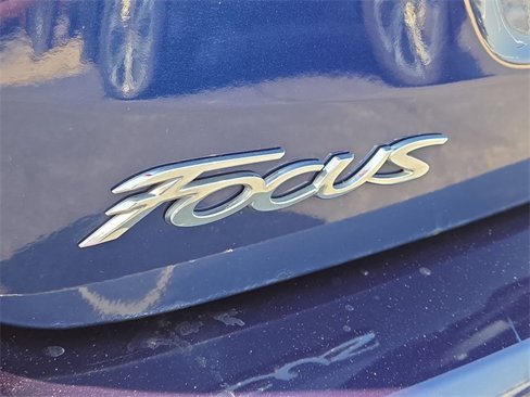 Used 2017 Ford Focus SEL image 30