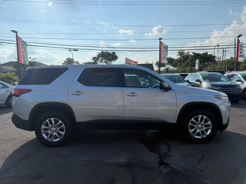 Used 2020 Chevrolet Traverse LS image 8