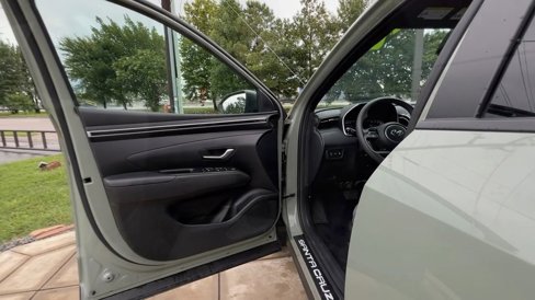 Used 2023 Hyundai Santa Cruz SEL w/ Cargo Package image 34