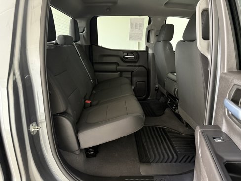 Used 2020 Chevrolet Silverado 1500 Custom w/ Custom Value Package image 32