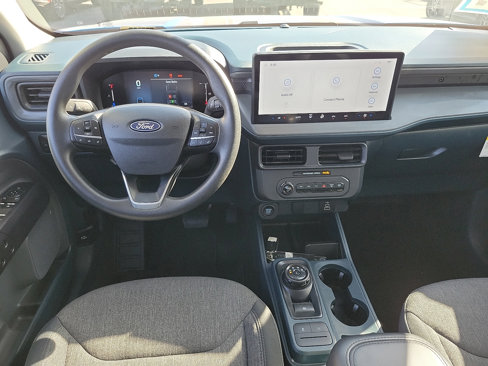 Used 2025 Ford Maverick XLT w/ Black Appearance Package image 4