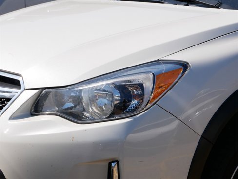 Used 2016 Subaru Crosstrek 2.0i Premium image 2