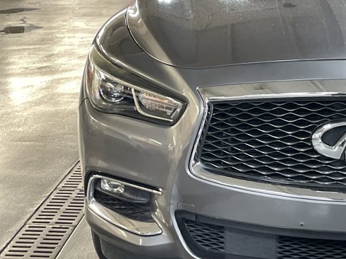 Used 2019 INFINITI QX60 Luxe w/ Essential Package image 5