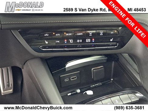 Used 2023 Buick Envision Essence w/ Sport Touring Package image 16