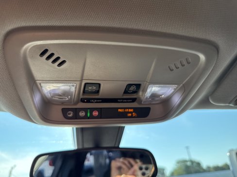 Used 2020 Chevrolet Malibu LT image 23