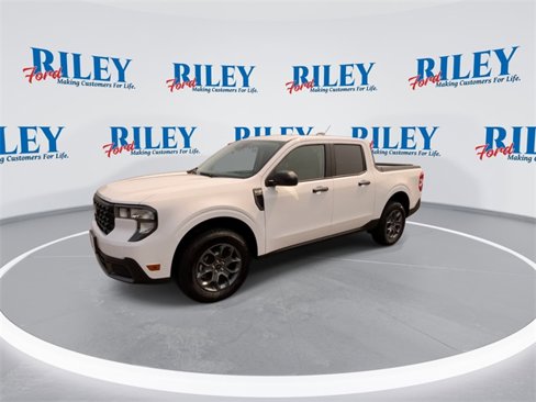 New 2025 Ford Maverick XLT w/ Equipment Group 302A image 4