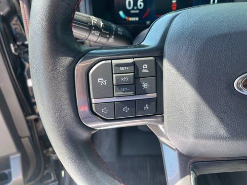 Used 2023 Ford Expedition Max Limited image 13