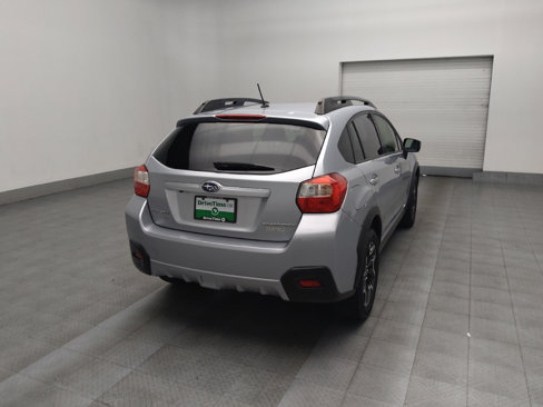 Used 2017 Subaru Crosstrek 2.0i Premium image 9