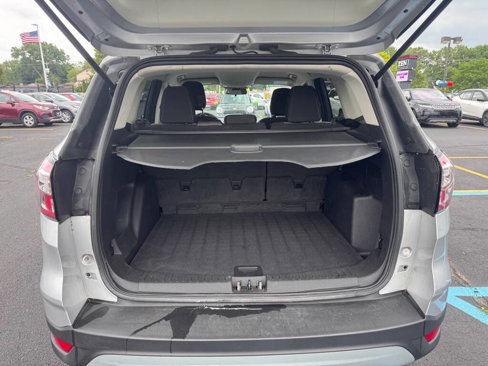 Used 2018 Ford Escape SE image 22
