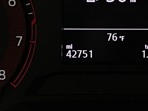 Used 2021 Volkswagen Jetta SE w/ SE Cold Weather Package image 17
