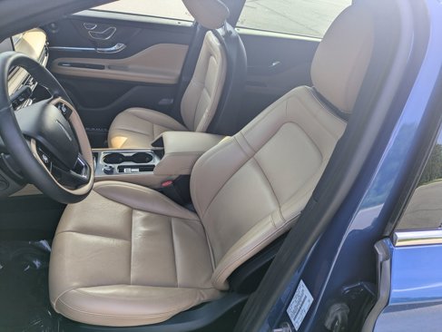 Used 2021 Lincoln Corsair Reserve image 19